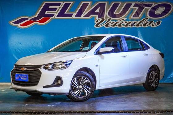 CHEVROLET ONIX 1.0 FLEX PLUS LT MANUAL CHEVROLET ONIX 1.0 FLEX PLUS LT MANUAL